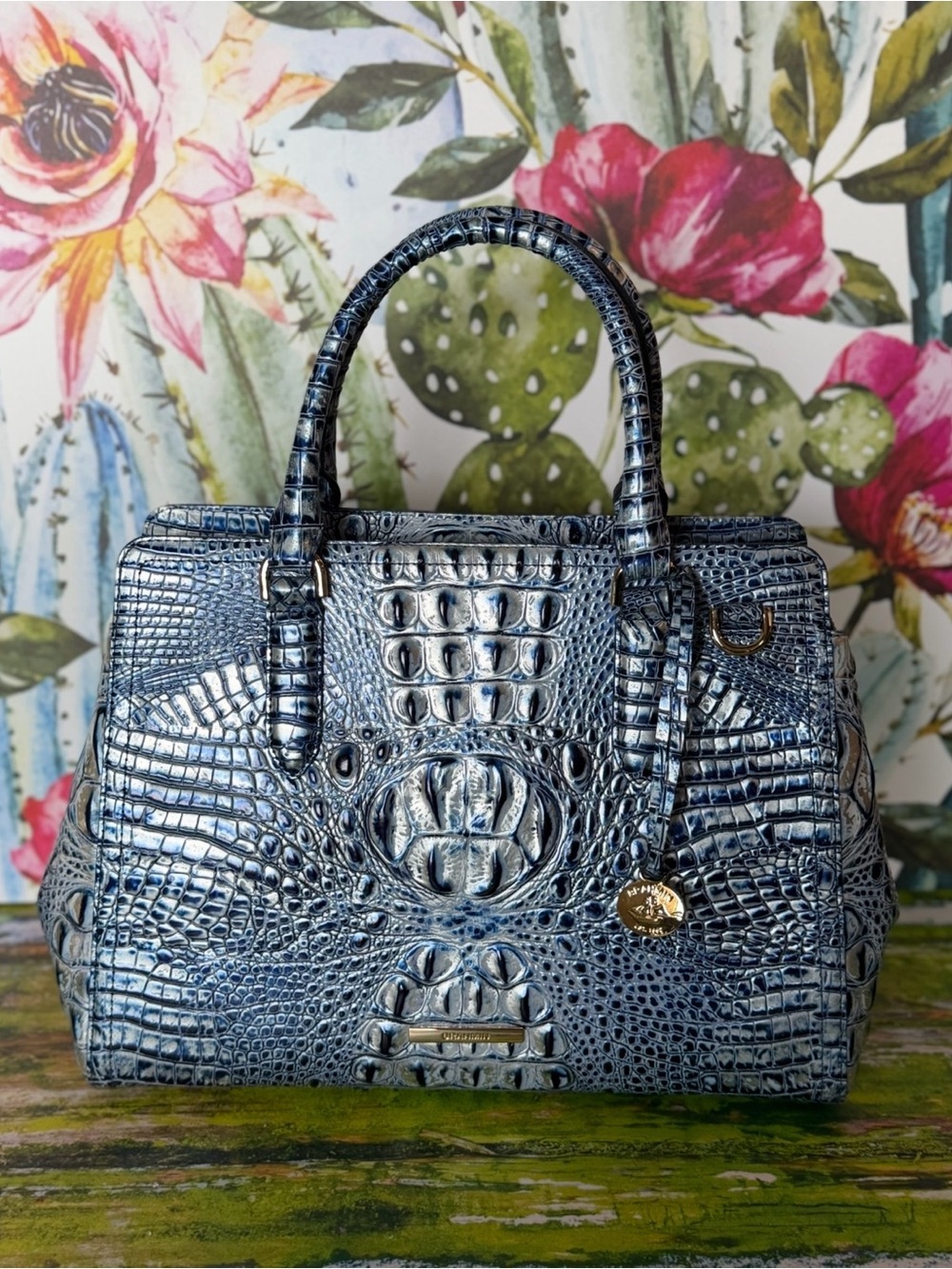NWT Brahmin Costal Blue Small Finley handbag - Picture 7 of 15